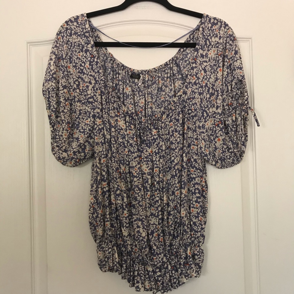 3/$20 Guess‎ boho off the shoulder floral blouse XS